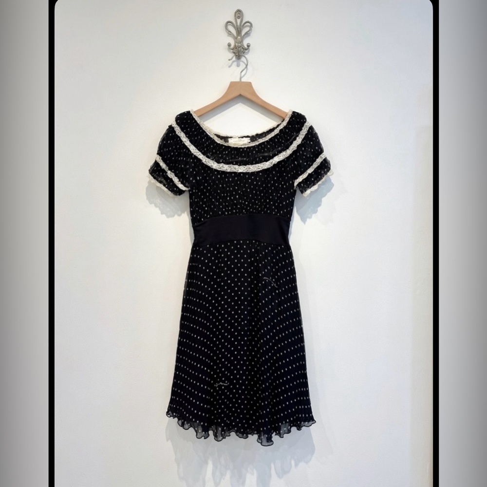 Elegant Vintage Fornarina Black and White star Dress